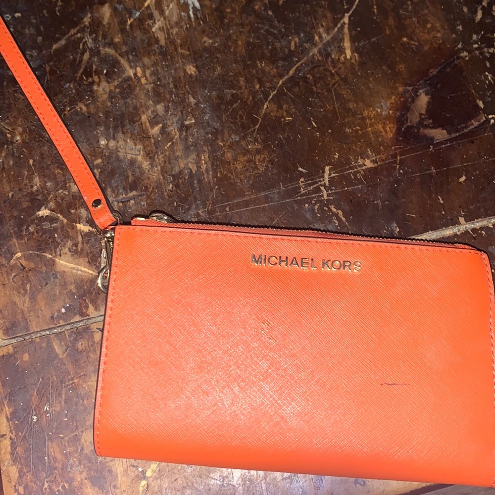 Michael Kors hand bag never used